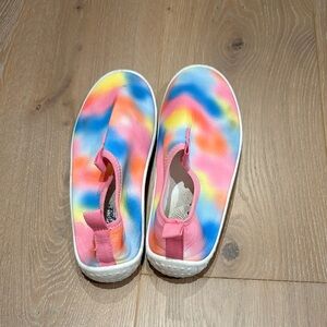 Cat & Jack Girls Size 3 Colorful Slip-On Shoes.